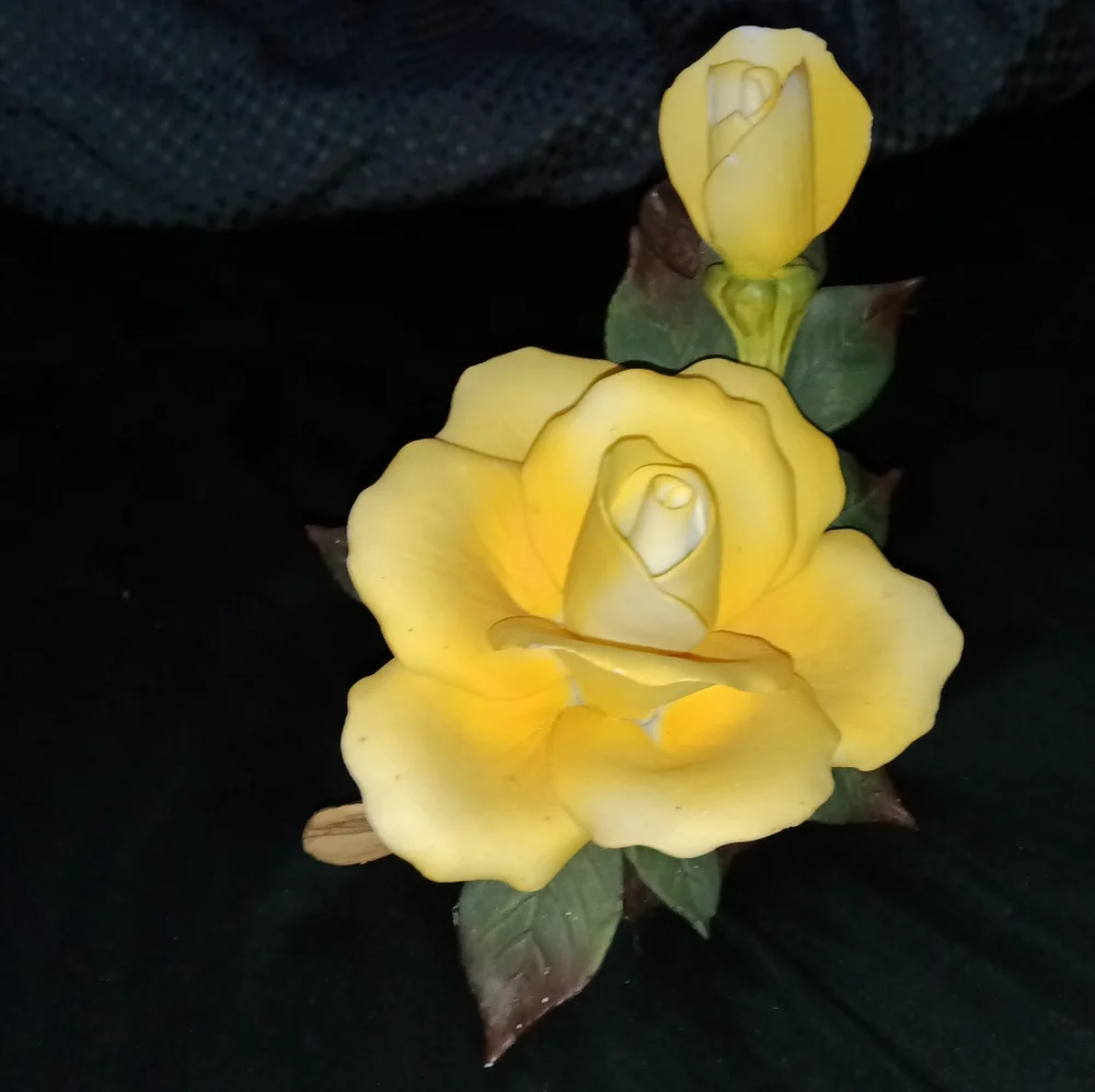 Vintage Yellow Rose Statue